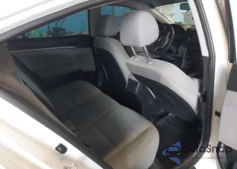 2017 Hyundai Elantra Se из США, поврежденный, VIN 5NPD74LF4HH079952